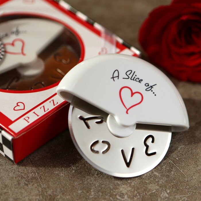 Le Prise Ackerson ''A Slice of Love'' Pizza Wheel