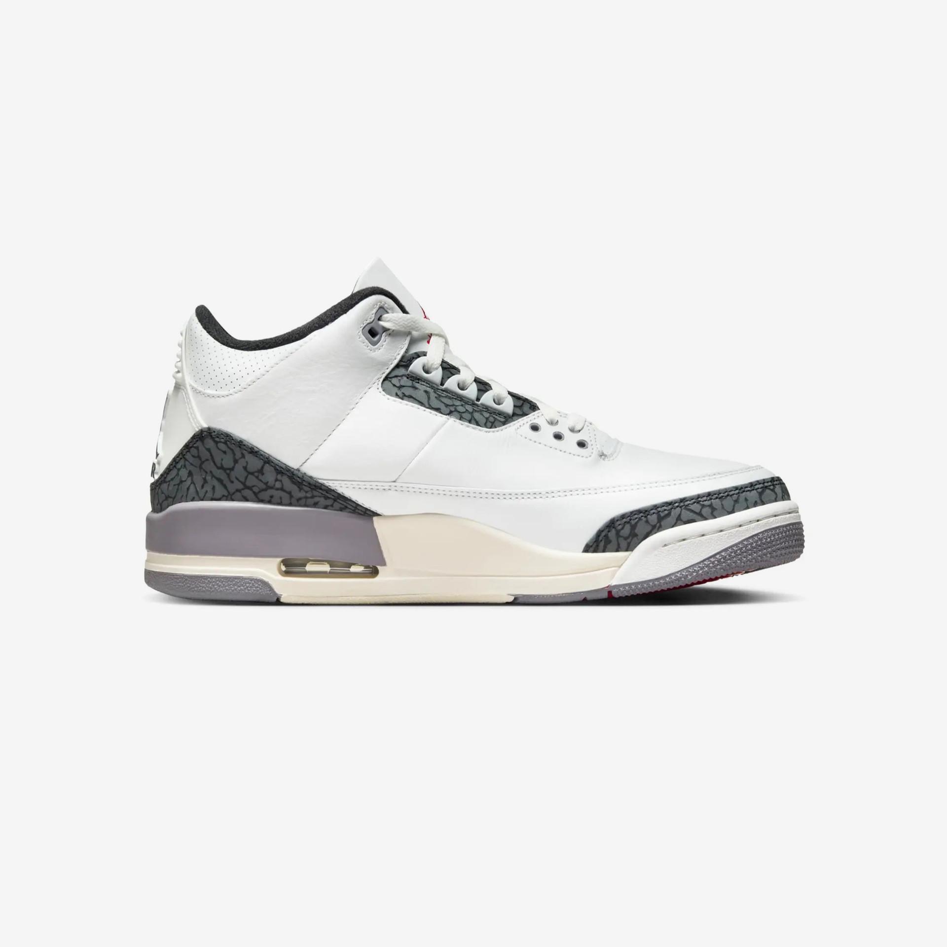 Air Jordan 3 Retro
