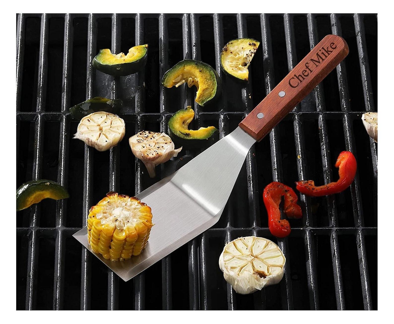 Personalized SPATULA BBQ TURNER Barbeque Grill Grilling Griddle Groomsmen Gifts for Him Dad Men Her Utensil Kitchen Burger Cooking Cook
