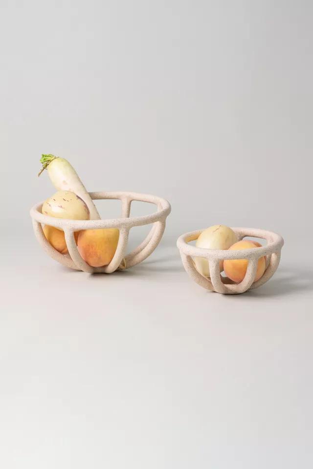 SIN Ceramic Prong Fruit Bowl