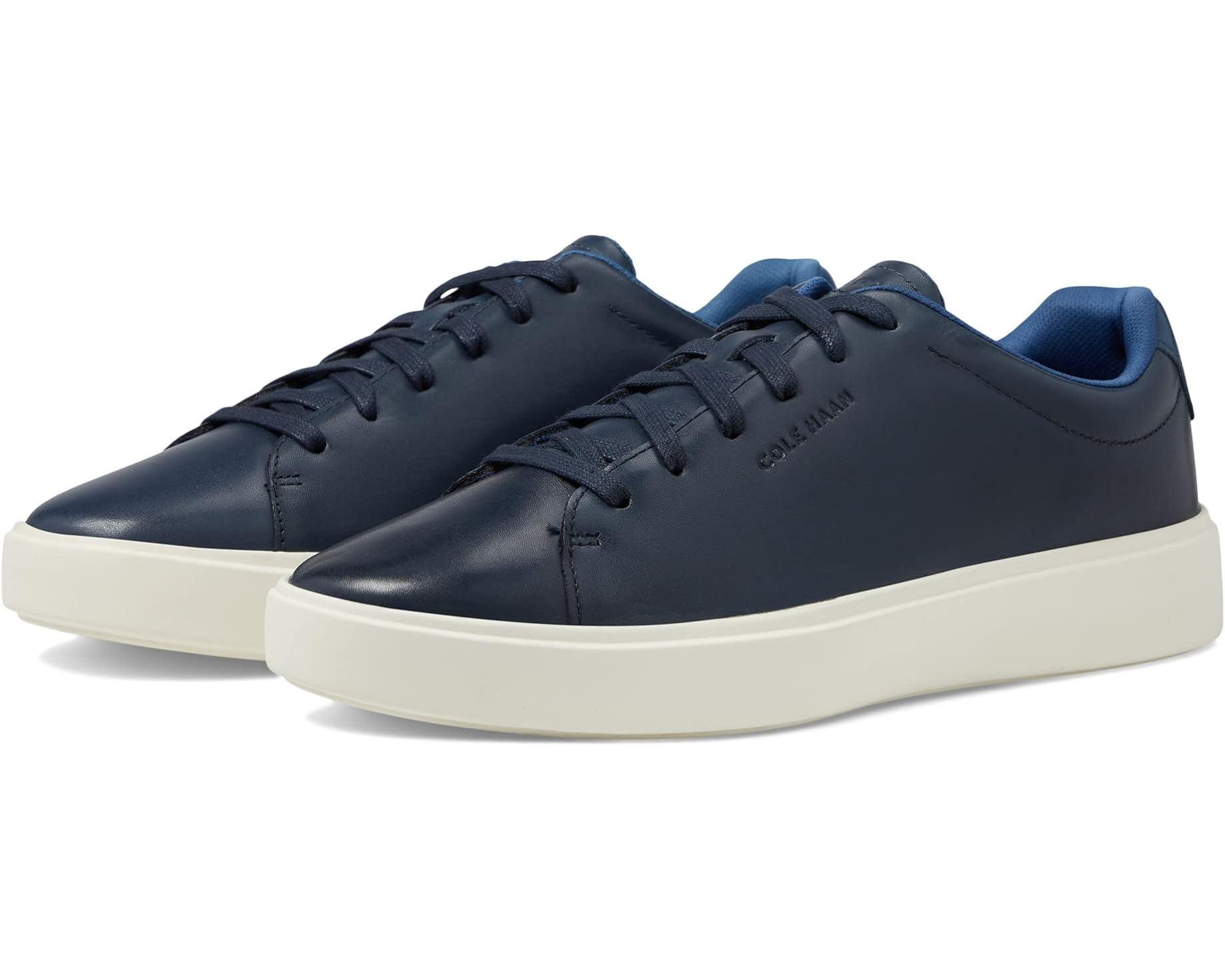 Grand Crosscourt Traveler Sneaker